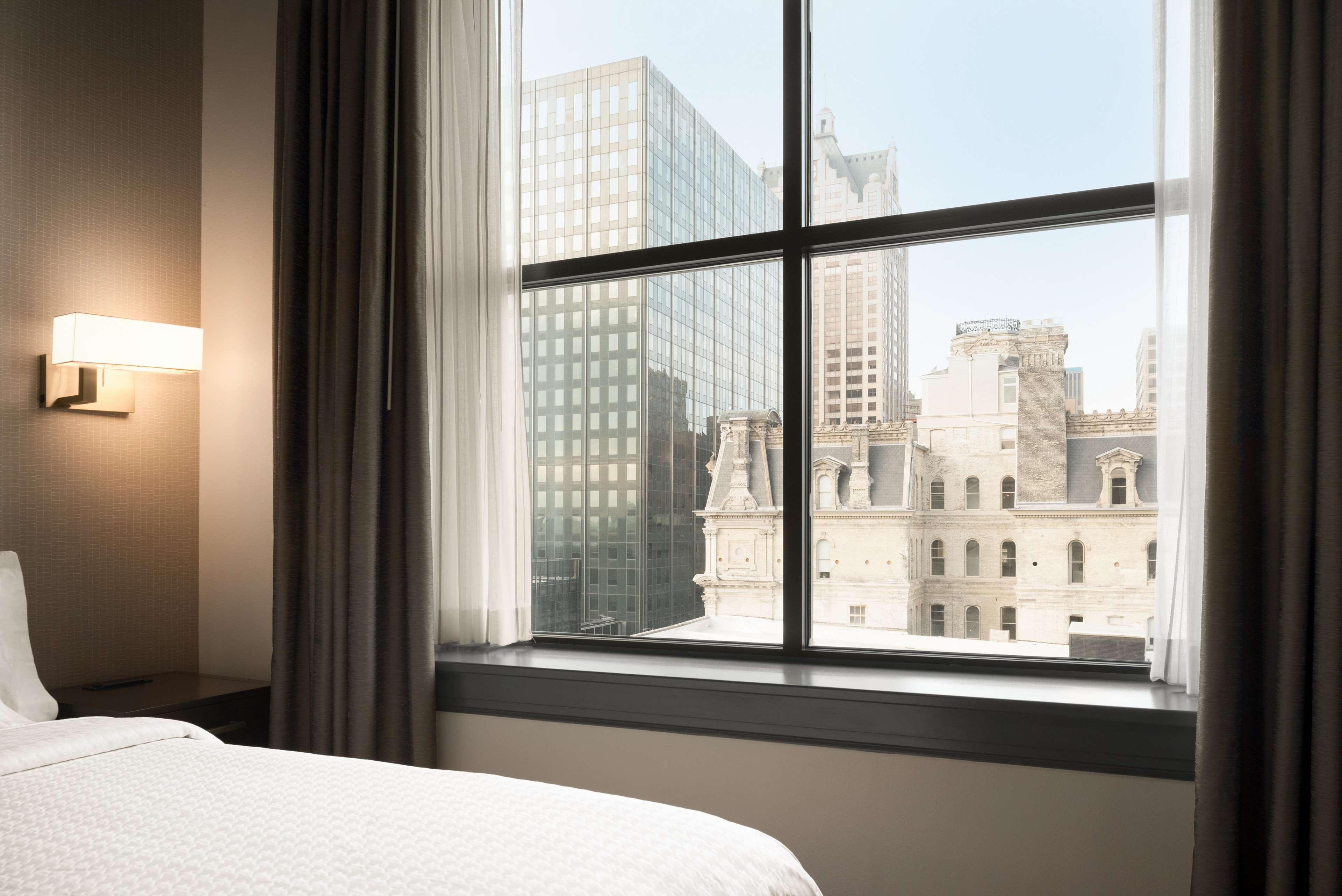 Hotel Homewood By Hilton Downtown
